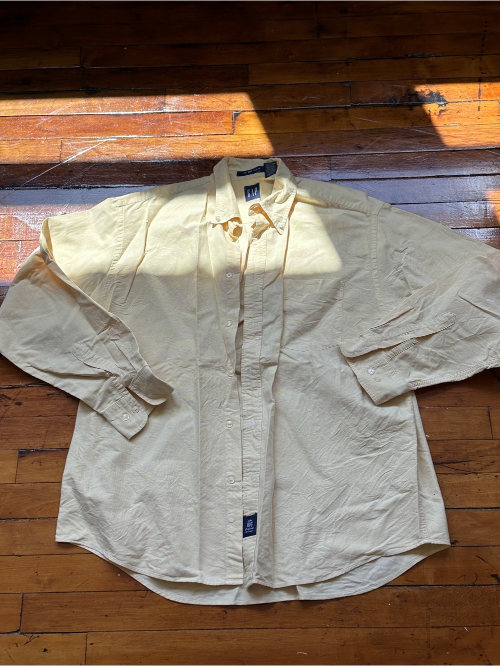 Gap Butter Yellow Men's Long-Sleeve Button-Up Shirt